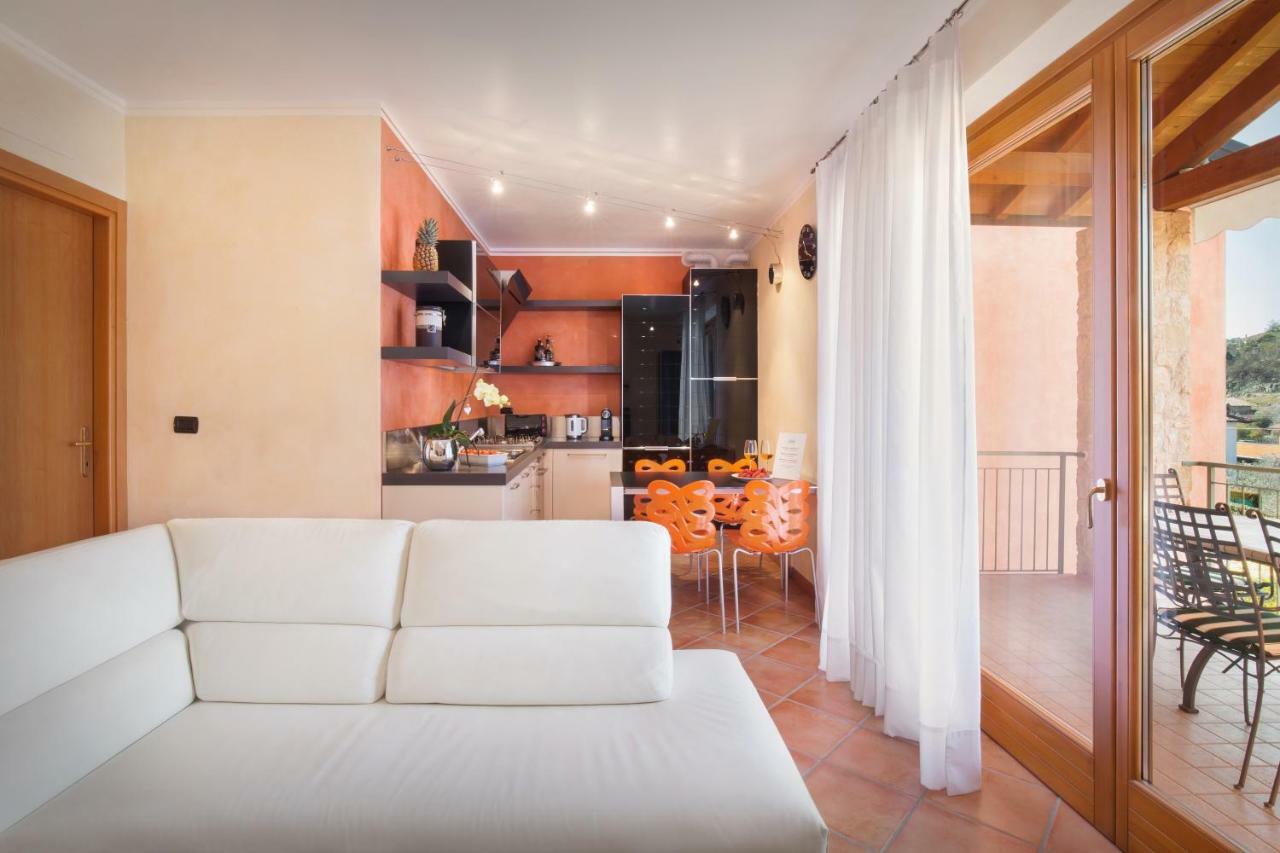 Casa Minerva Apartment Albisano Bagian luar foto